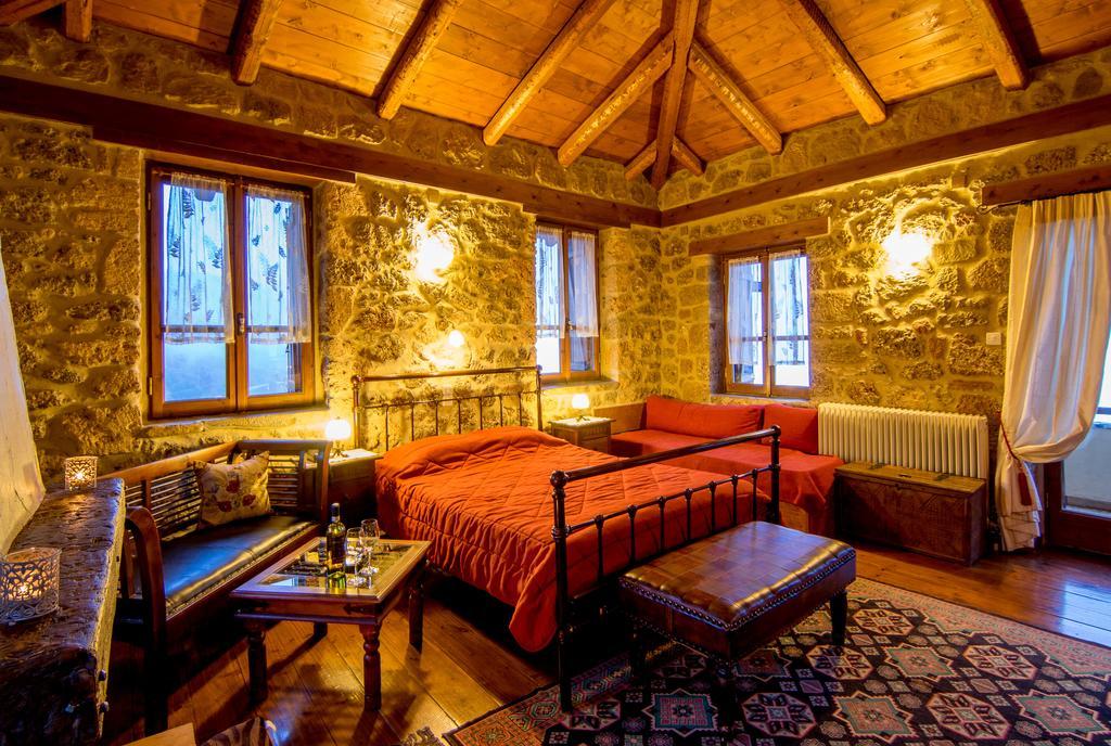 Pigi Tarlampa Hotel 3*